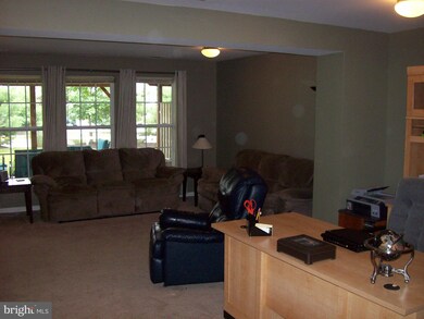 141 Valley Forge Way, Woodbury, NJ 08096 - photo 6