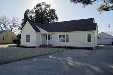 1117 N 13th St, Duncan, OK 73533 - photo 2