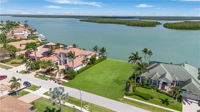 153 Stillwater Ct, Marco Island, FL 34145 - photo 3