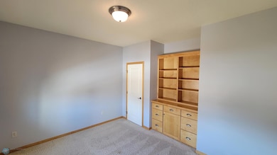 Use for bedroom or office