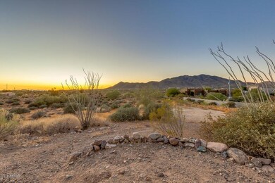 Enjoy this Wonderful Serene Location!