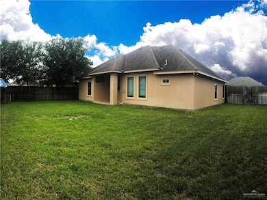 1003 W Daffodil Ave, Pharr, TX 78577 - photo 4