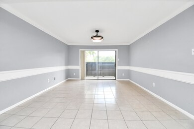 3065 Walnut Bend Ln unit 21, Houston, TX 77042 - photo 6