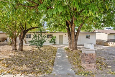 928 S Lesueur, Mesa, AZ 85204 - photo 2