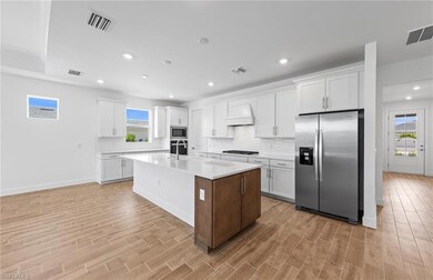 12464 Basalt Ln, Alva, FL 33920 - photo 6