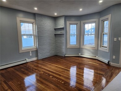 39 Chaplin St, Pawtucket, RI 02861 - photo 6