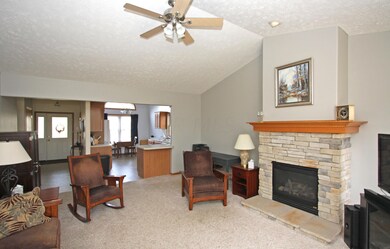 70 Queenway Ct, Howard, OH 43028 - photo 5