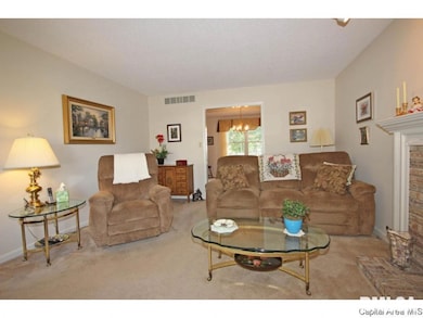 3108 Widbey Ct, Springfield, IL 62704 - photo 5