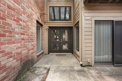 266 Sugarberry Cir, Houston, TX 77024 - photo 3