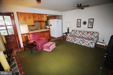 8804 Briarcroft Ln, Laurel, MD 20708 - photo 3