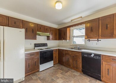 22019 Willis Dr, California, MD 20619 - photo 6