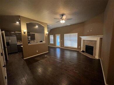 10633 SW 34th Terrace, Yukon, OK 73099 - photo 3