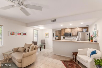 808 E Lawrence Ln unit 101, Phoenix, AZ 85020 - photo 2