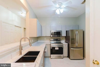 7205 Bogley Rd unit 202, Windsor Mill, MD 21244 - photo 2