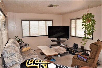 Living Room (2)