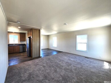 3592 Crown Royal Cir, Winnemucca, NV 89445 - photo 3