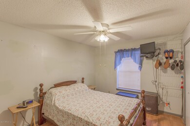 206 Aquarius Cir N, Jacksonville, FL 32216 - photo 6