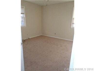 221 N Kelly St unit 5, Statesville, NC 28677 - photo 4