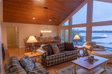 933 Lake Dr E, Lake Placid, FL 33852 - photo 5