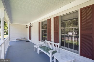 1325 Quail Ridge Dr, Reston, VA 20194 - photo 2