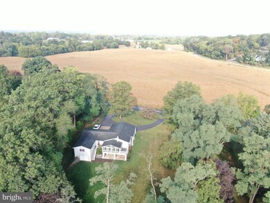 1910 Springview Dr, Chambersburg, PA 17202 - photo 3