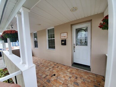 12 Franklin St, Ludlow, MA 01056 - photo 3