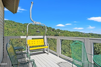 1839 Zurich Ct, Gatlinburg, TN 37738 - photo 3