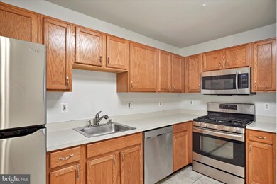 9228 Leigh Choice Ct, Owings Mills, MD 21117 - photo 4