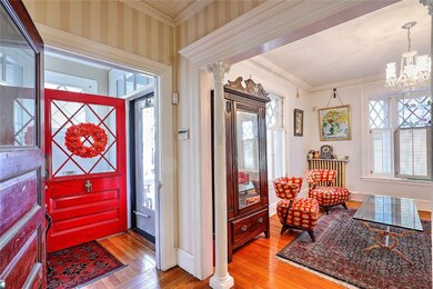 121 Benevolent St, Providence, RI 02906 - photo 4