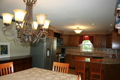 292 Birnie Ave, West Springfield, MA 01089 - photo 6