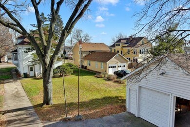 123 N Batavia Ave, Batavia, IL 60510 - photo 3