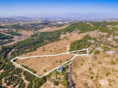 30219 Ridge Creek Rd, Valley Center, CA 92082 - photo 3