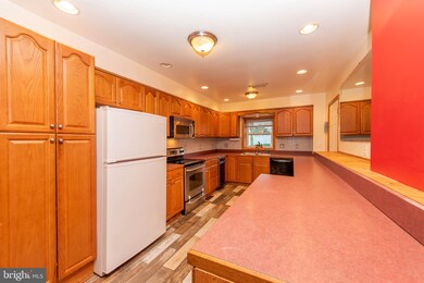 5882 Mineral Hill Rd, Sykesville, MD 21784 - photo 6
