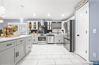 19 Black Walnut Mt Rd, Sussex, NJ 07461 - photo 2