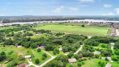 201 Chaparral Dr, Granbury, TX 76049 - photo 4