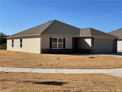 995 Jennifer Ann Ln, Elkins, AR 72727 - photo 4