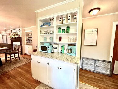 2001 Eleanor Dr, McComb, MS 39648 - photo 7