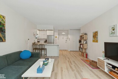 72-35 112th St unit 2 D, Forest Hills, NY 11375 - photo 2