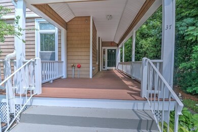37 Walnut Place unit 1, Newtonville, MA 02460 - photo 2