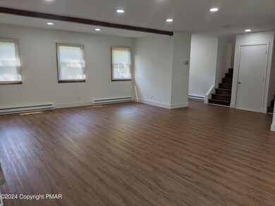 402 Mallard Ln, Bushkill, PA 18324 - photo 6