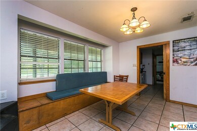 1620 Gordon St, San Marcos, TX 78666 - photo 6