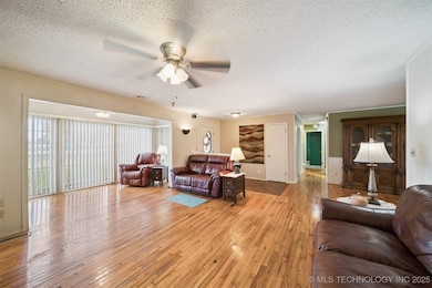 11426 N 123rd East Ave, Collinsville, OK 74021 - photo 6