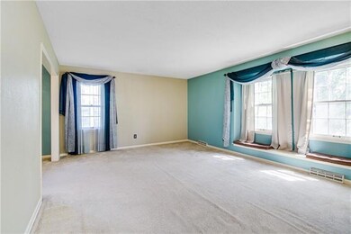 7008 Ballentine St, Shawnee, KS 66203 - photo 6