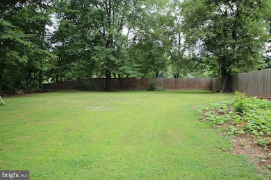 9226 Fowler Ln, Lanham, MD 20706 - photo 3