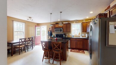 4 Captain Hall Rd, Middleboro, MA 02346 - photo 7