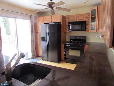 49 Kirby Dr, Morrisville, PA 19067 - photo 6