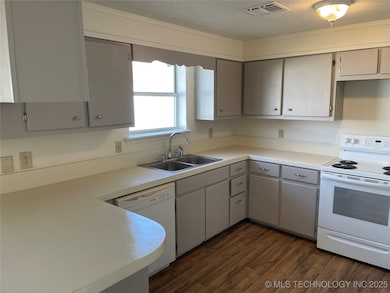 116 5th St, Coleman, OK 73432 - photo 7