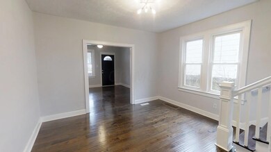 827 Wager St, Columbus, OH 43206 - photo 4