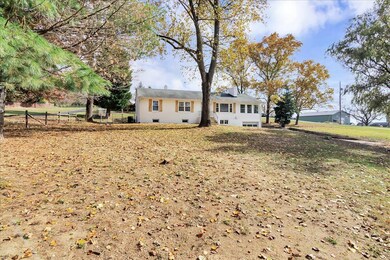 02-2462 Mountain View Rd_02