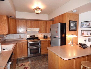 Kitchen with 5 Burner Gas Range